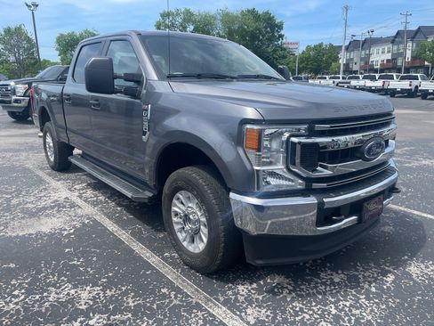 Used 2021 Ford F250 XL w/ STX Appearance Package image 2