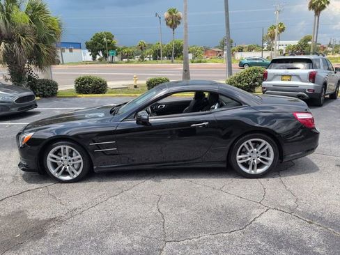 Used 2013 Mercedes-Benz SL 550 image 8