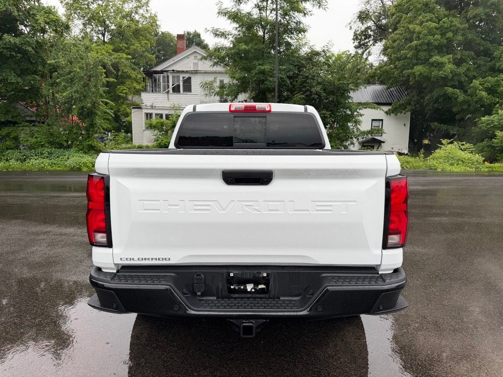Certified 2024 Chevrolet Colorado Z71 w/ Z71 Convenience Package 2 AWD/4WD image 6