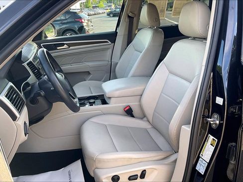 Used 2022 Volkswagen Atlas SE w/ Panoramic Sunroof Package AWD/4WD image 25
