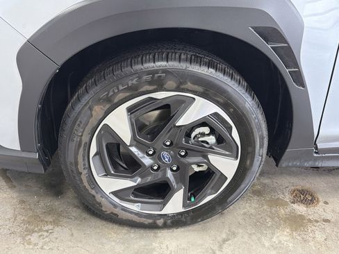 Certified 2025 Subaru Crosstrek 2.5i Limited w/ Crosstrek Mirror Package AWD/4WD image 9