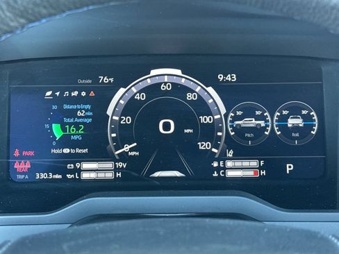 Used 2023 Toyota Tundra Platinum AWD/4WD image 23