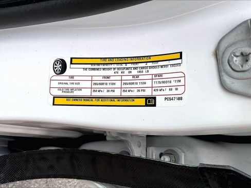 Used 2023 Jeep Grand Cherokee Laredo AWD/4WD image 36