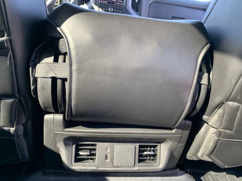 Used 2024 Chevrolet Silverado 2500 Custom w/ Custom Value Package image 36