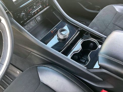 Certified 2023 Jeep Grand Cherokee L Laredo image 33