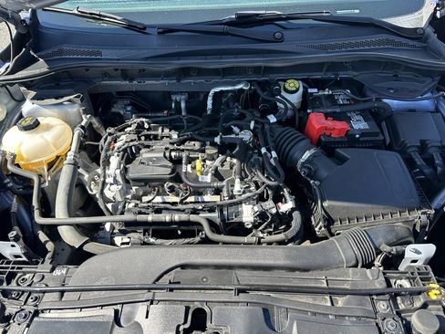 Used 2022 Ford Escape SE image 30