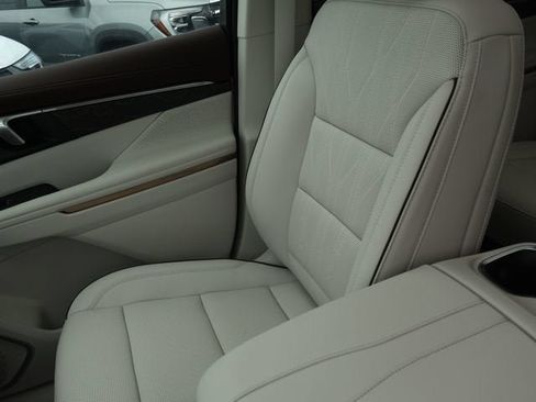 New 2026 Buick Enclave Avenir w/ Super Cruise Package AWD/4WD image 25