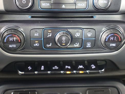 Used 2018 GMC Sierra 1500 SLT image 25