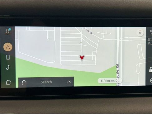 Used 2021 Land Rover Defender 90 First Edition image 17