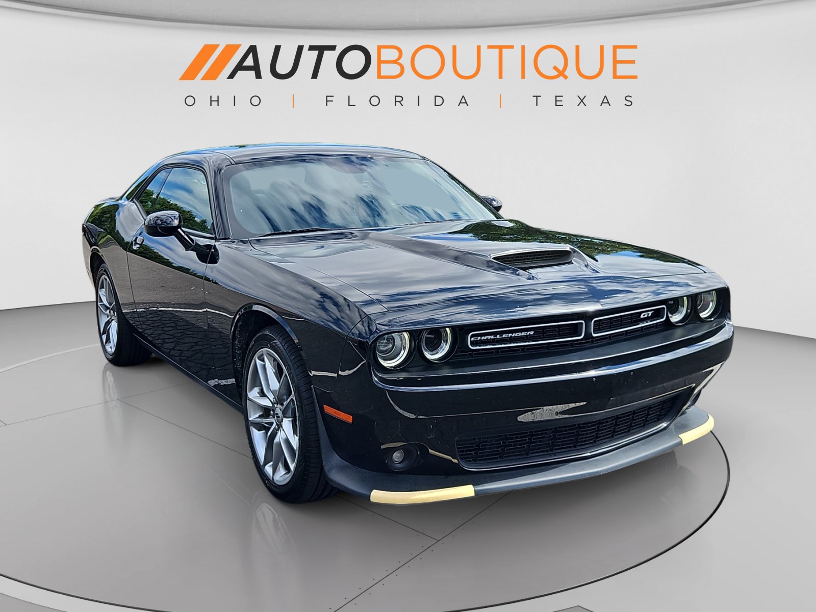 Used 2022 Dodge Challenger GT AWD/4WD image 6