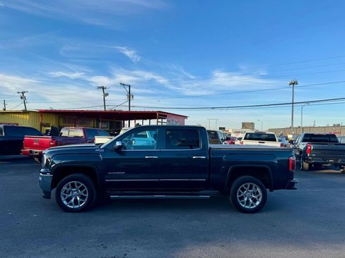 Used 2018 GMC Sierra 1500 SLT image 12