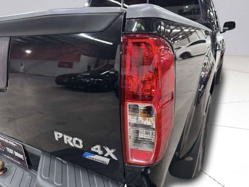 Used 2017 Nissan Frontier PRO-4X w/ Pro-4x Luxury Package AWD/4WD image 13