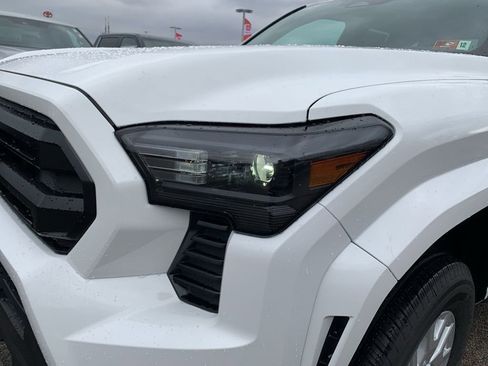 New 2026 Toyota Tacoma SR RWD image 27