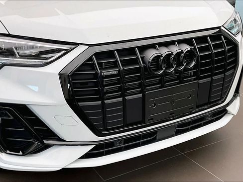 Certified 2024 Audi Q3 2.0T Premium Plus image 34