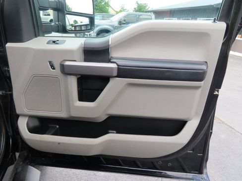 Used 2021 Ford F250 XLT AWD/4WD image 44