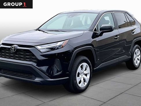 Certified 2025 Toyota RAV4 LE image 1