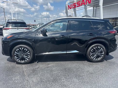 New 2026 Nissan Rogue Platinum w/ Platinum Premium Package AWD/4WD image 2