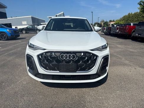 Used 2025 Audi Q5 Premium Plus AWD/4WD image 3