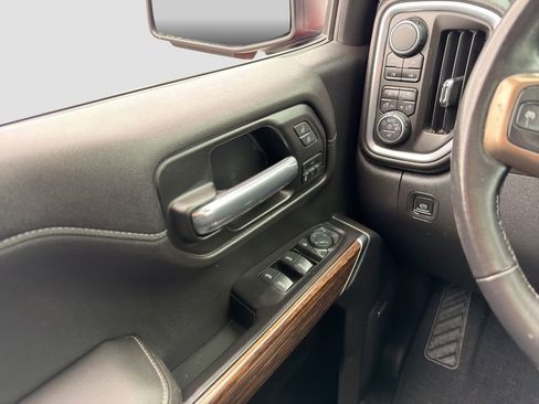 Certified 2019 Chevrolet Silverado 1500 High Country AWD/4WD image 26