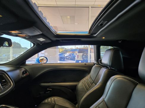 Used 2023 Dodge Challenger SRT Hellcat image 19