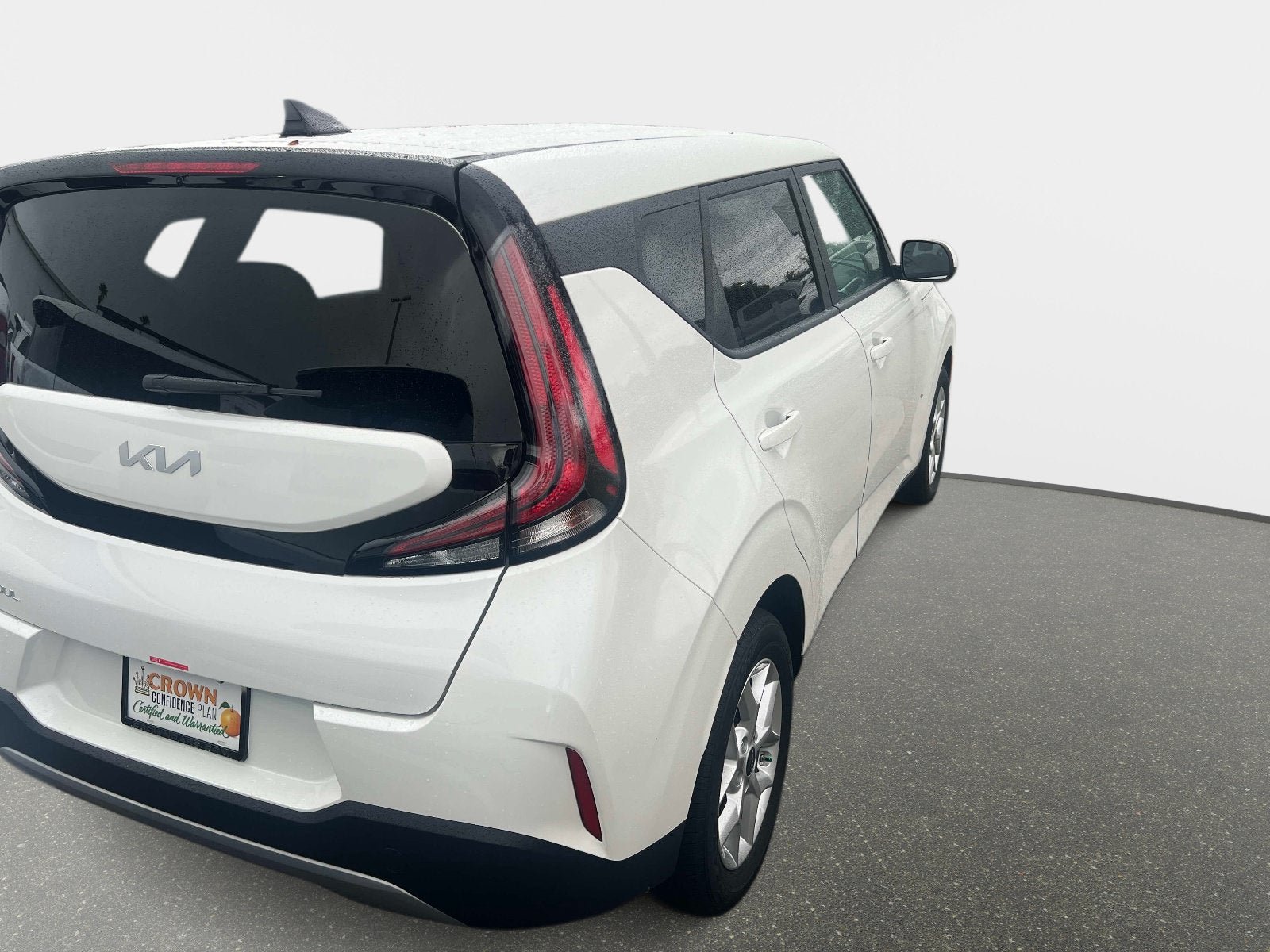 Certified 2025 Kia Soul LX w/ LX Technology Package FWD image 34