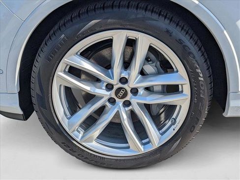 New 2025 Audi Q7 3.0T Premium Plus image 9