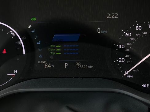 Used 2026 Toyota Sienna XLE FWD image 45