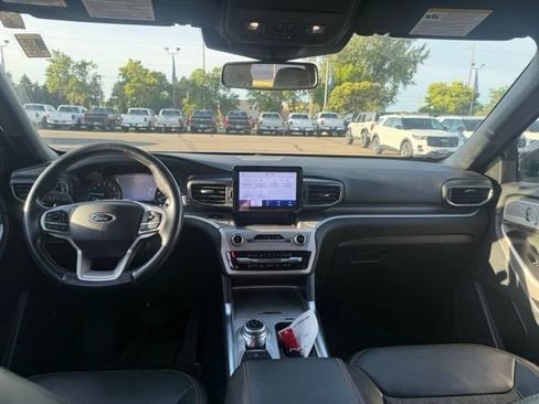 Used 2022 Ford Explorer Timberline w/ Timberline Technology Package AWD/4WD image 2