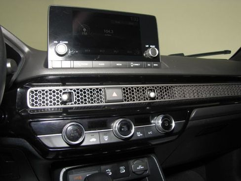 Certified 2026 Honda Civic Sport image 7