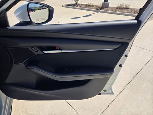 New 2026 MAZDA MAZDA3 s FWD image 6