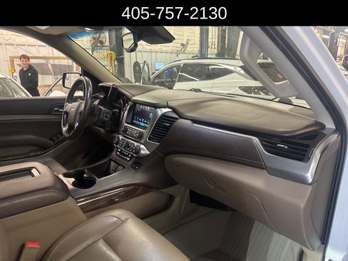 Used 2019 Chevrolet Tahoe LT image 19