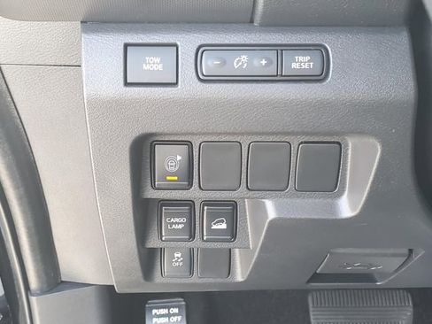 Used 2022 Nissan Frontier S w/ Technology Package image 16