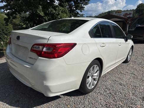 Used 2015 Subaru Legacy 2.5i Premium w/ Moonroof Package AWD/4WD image 18