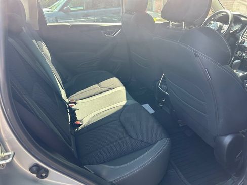 Used 2022 Subaru Forester Premium AWD/4WD image 18