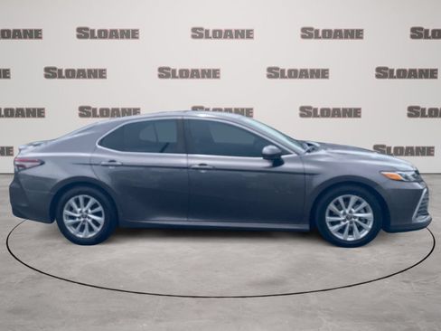 Used 2023 Toyota Camry LE FWD image 6