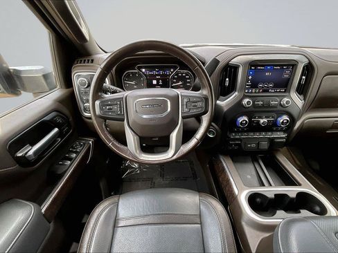 Used 2022 GMC Sierra 2500 Denali AWD/4WD image 7