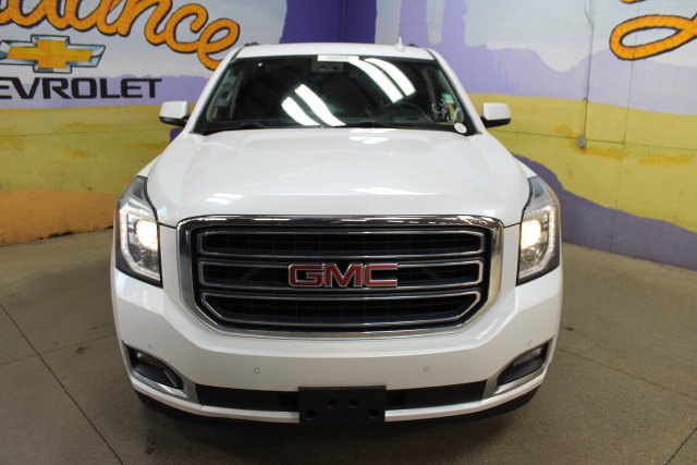Used 2016 GMC Yukon SLT w/ Open Road Package AWD/4WD image 3