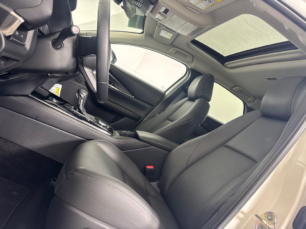 Certified 2025 MAZDA CX-30 AWD 2.5 S w/ Preferred Package image 32