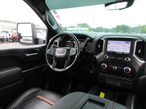 Used 2022 GMC Sierra 3500 AT4 w/ AT4 Premium Plus Package AWD/4WD image 30