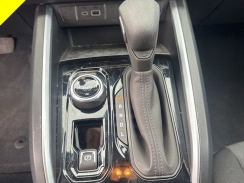 Used 2023 Chevrolet Colorado Trail Boss w/ Advanced Trailering Package AWD/4WD image 17