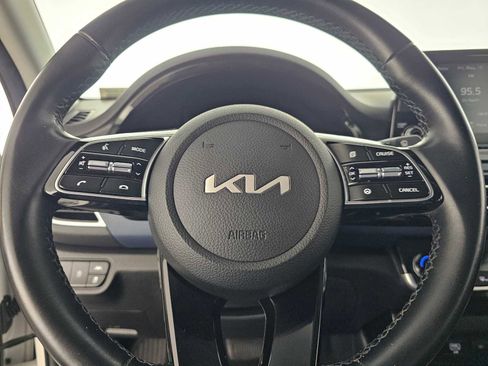 Used 2023 Kia Seltos S FWD image 22
