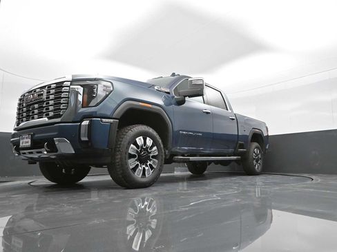 New 2025 GMC Sierra 2500 Denali w/ Denali Reserve Package image 55