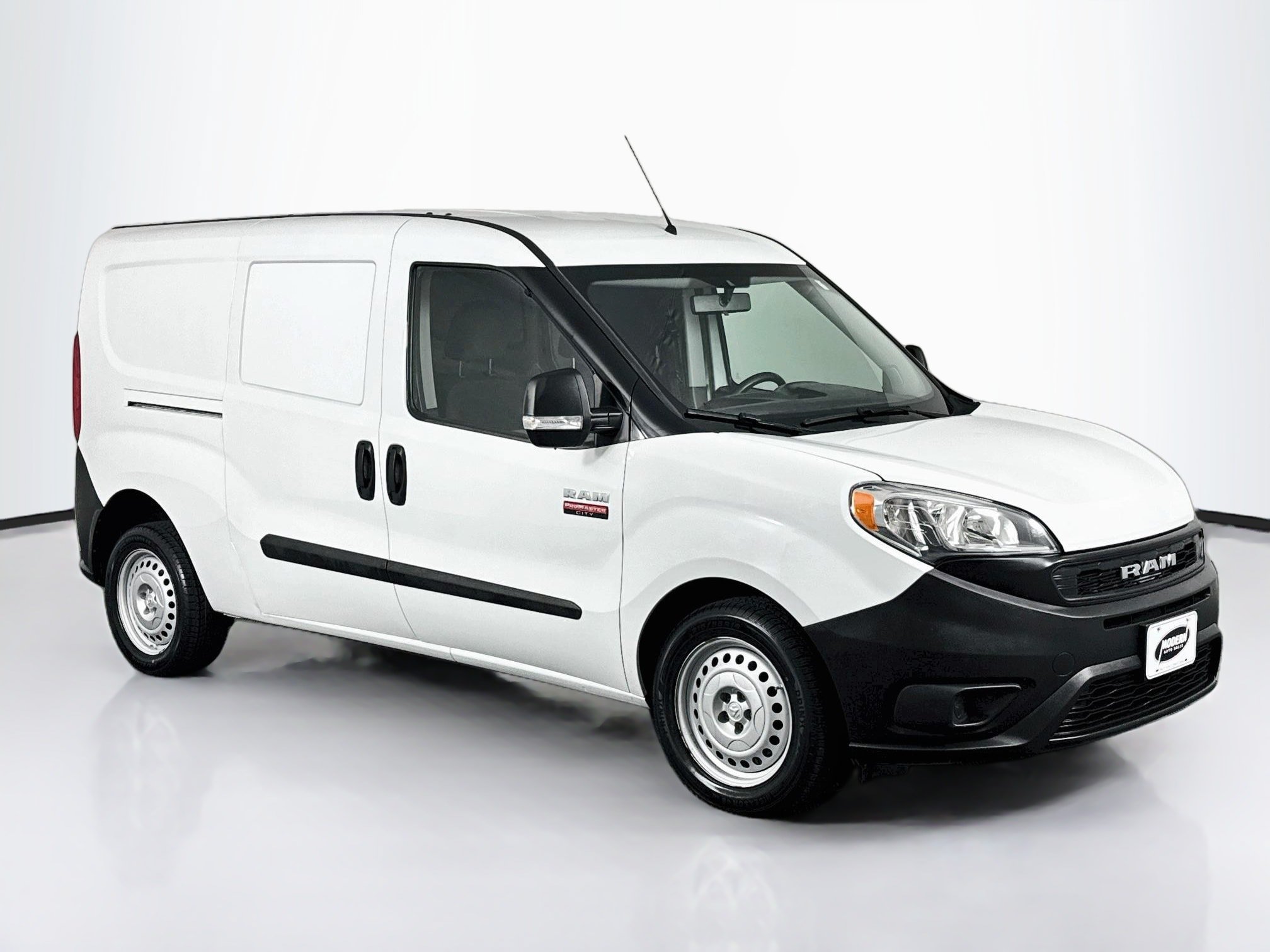 Used 2019 RAM ProMaster City Tradesman FWD image 2
