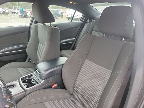 Used 2023 Dodge Charger SXT image 24