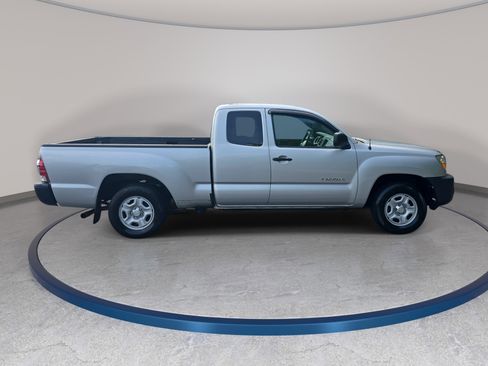 Used 2010 Toyota Tacoma 2WD Access Cab image 4