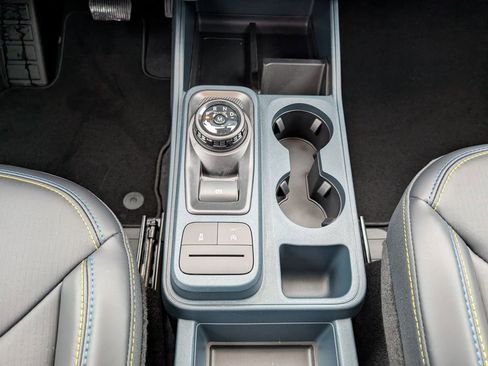 New 2026 Ford Maverick Lobo AWD/4WD image 16