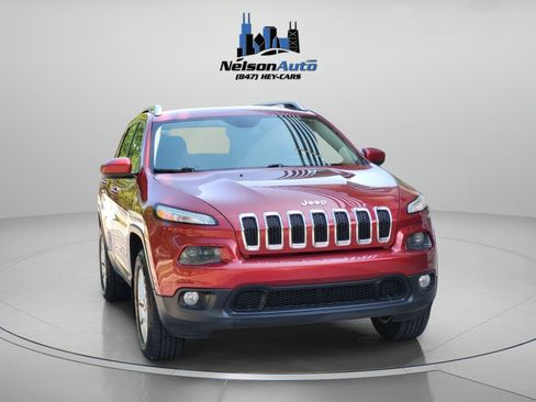 Used 2015 Jeep Cherokee Latitude w/ Cold Weather Group AWD/4WD image 2