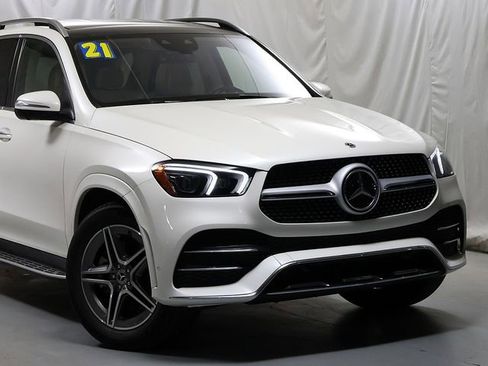 Used 2021 Mercedes-Benz GLE 450 4MATIC image 2
