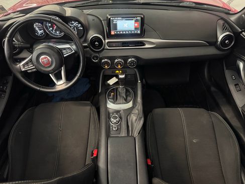 Used 2019 FIAT 124 Spider Classica RWD image 19