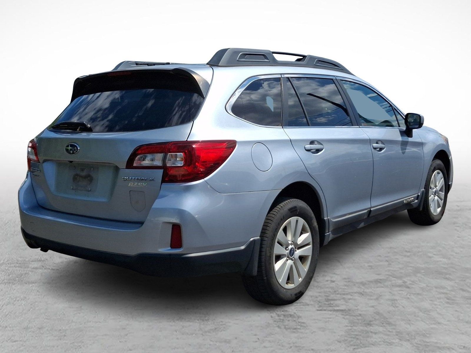 Used 2015 Subaru Outback 2.5i Premium AWD/4WD image 6
